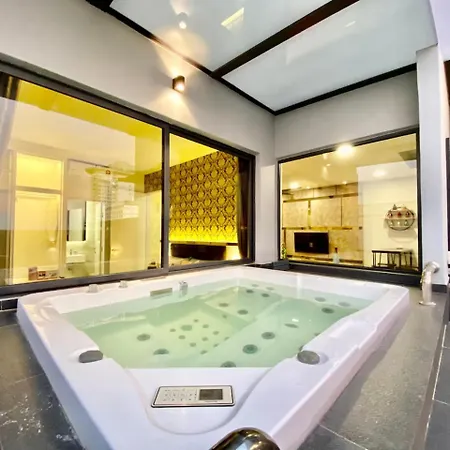 Imperio Residence Melaka Exterior photo